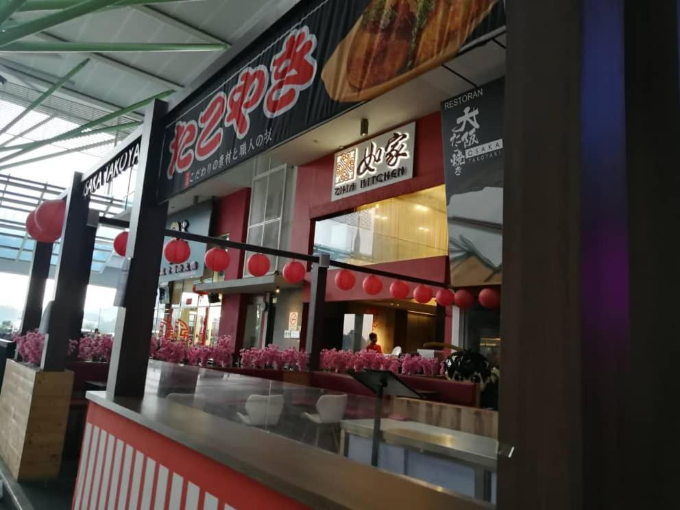 G Traveler Accommodation Homes 居旅舍 Kota Damansara Exteriör bild